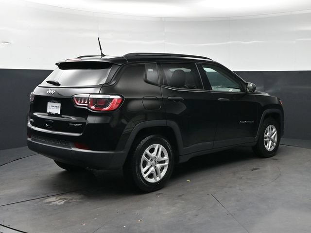 Used 2018 Jeep Compass Sport FWD image 5