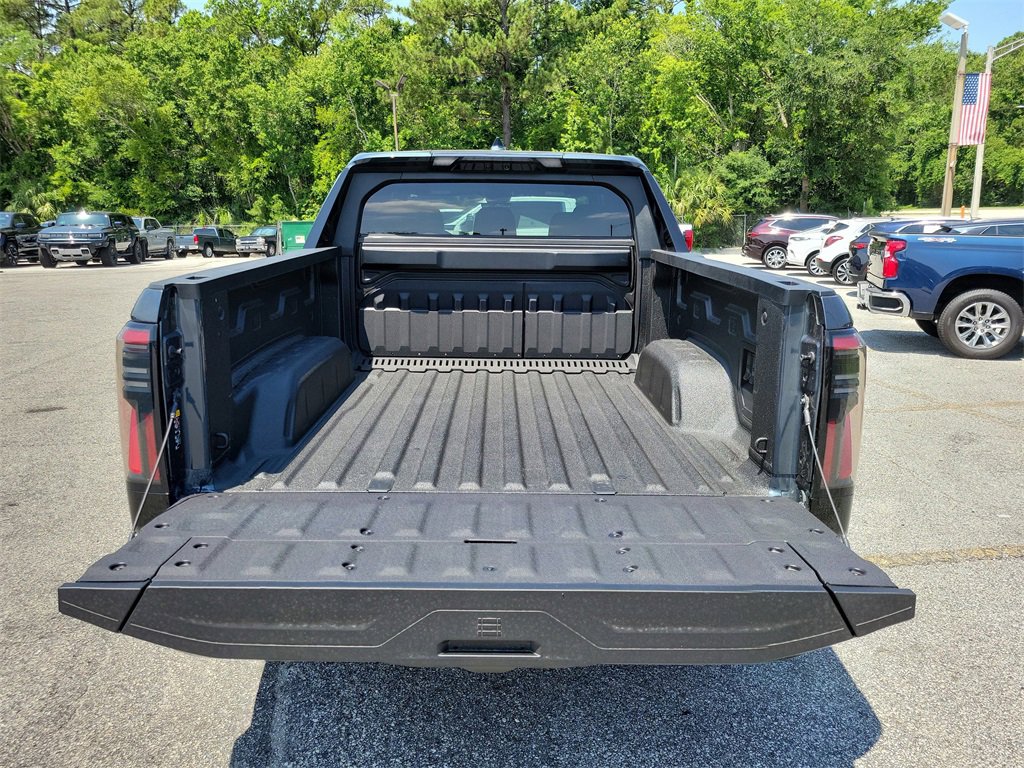 New 2025 GMC Sierra EV Denali image 6