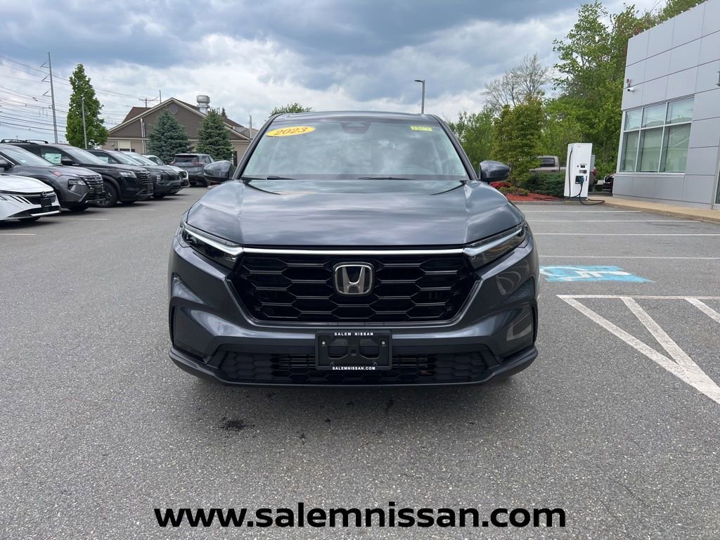 Used 2023 Honda CR-V EX image 2