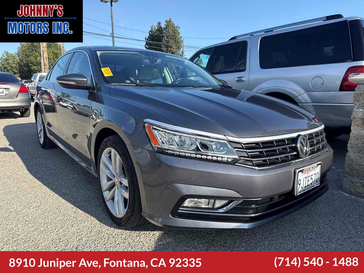 Used 2018 Volkswagen Passat 2.0T SE image 1