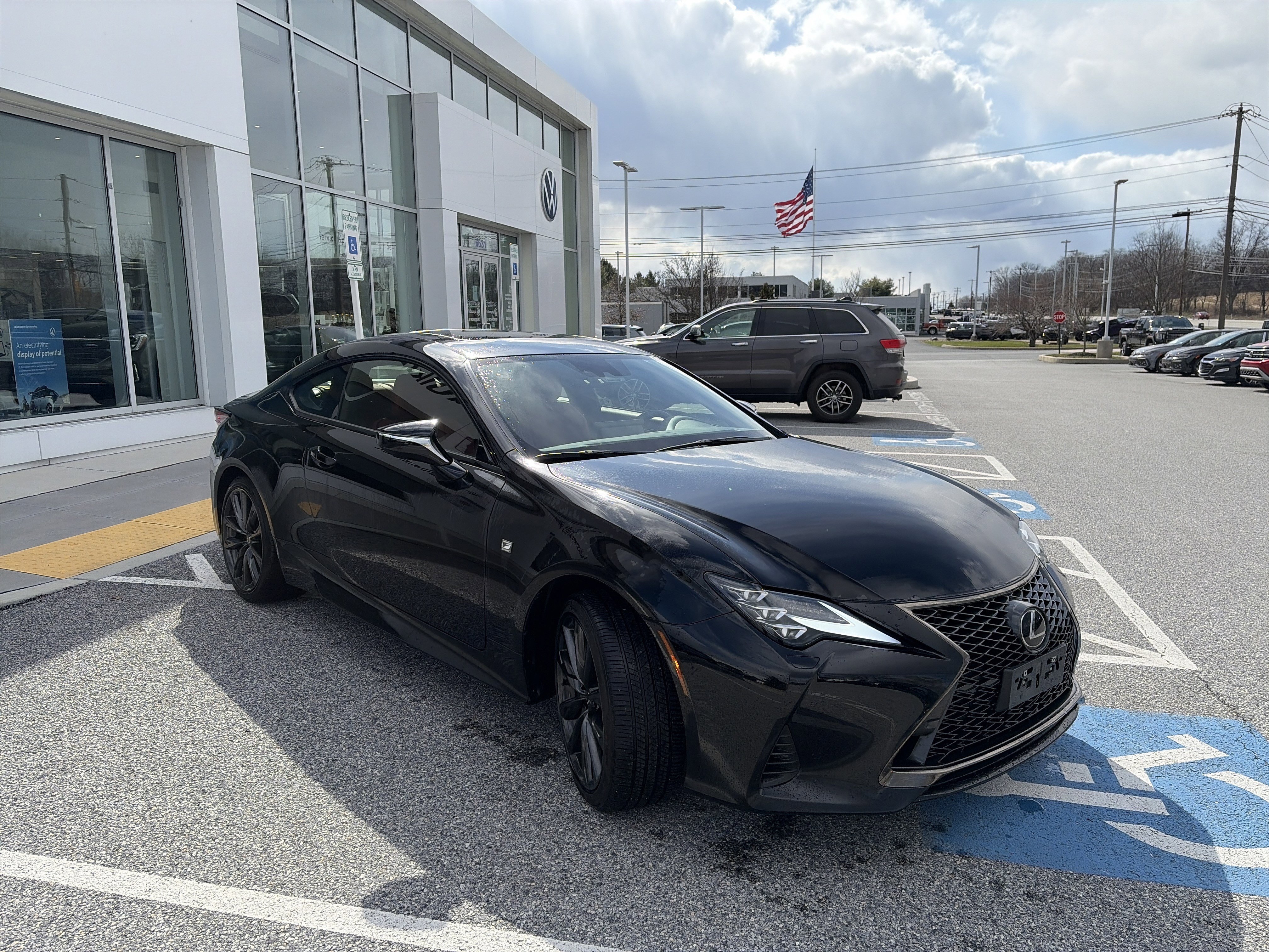 Used 2023 Lexus RC 350 F Sport image 3