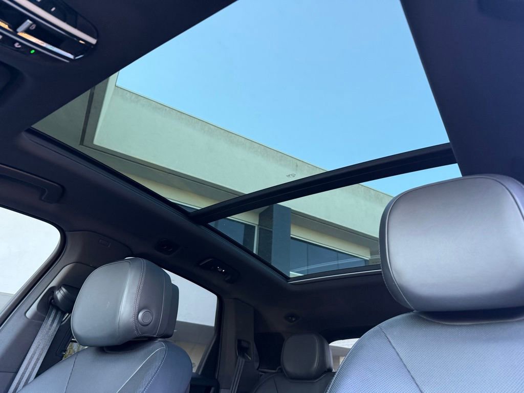 Used 2021 Porsche Cayenne image 2