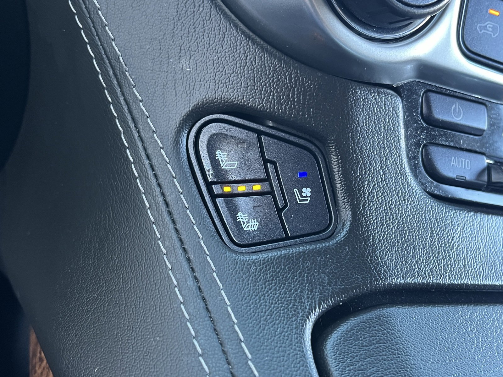 Used 2019 Chevrolet Tahoe Premier w/ RST 6.2L Performance Edition image 6