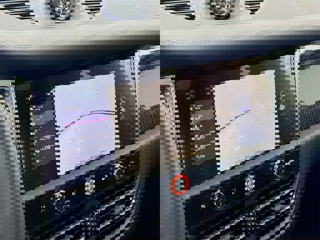 New 2026 Porsche Macan GTS image 22