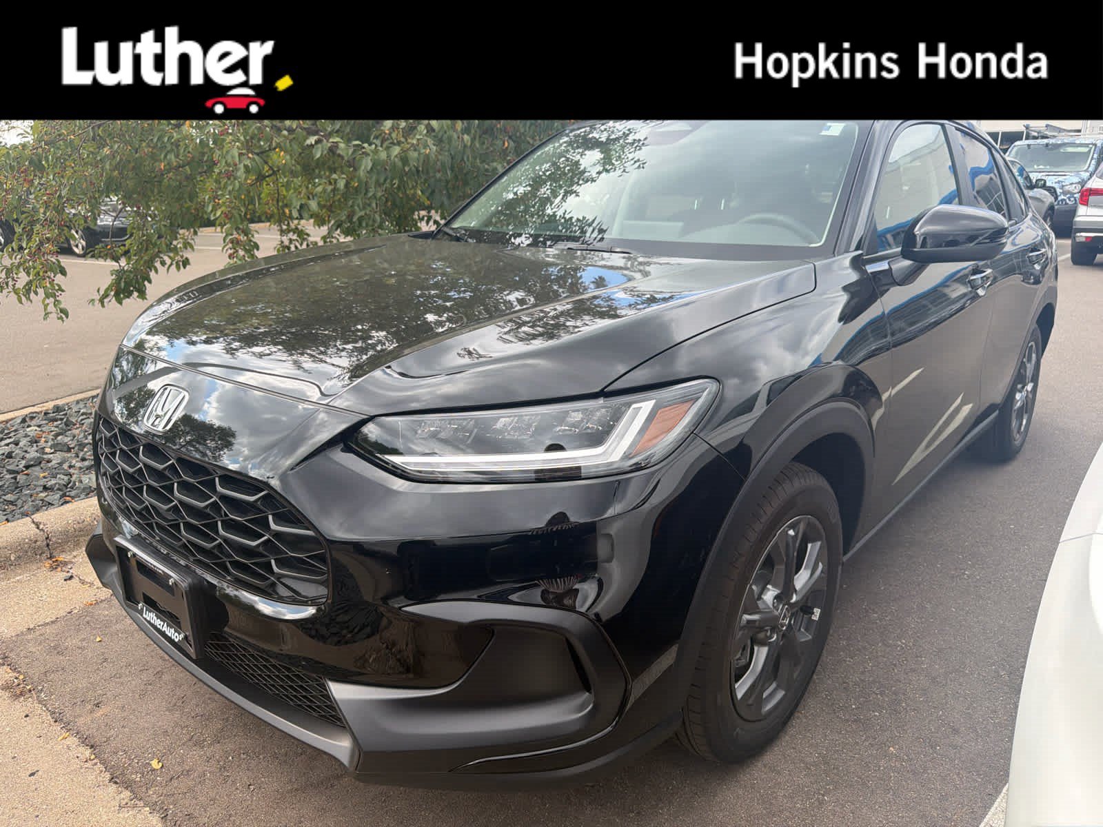 Used 2027 Honda HR-V LX image 1