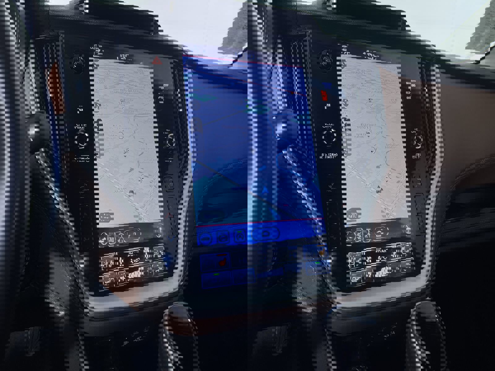 Used 2022 Subaru Outback Touring XT image 20