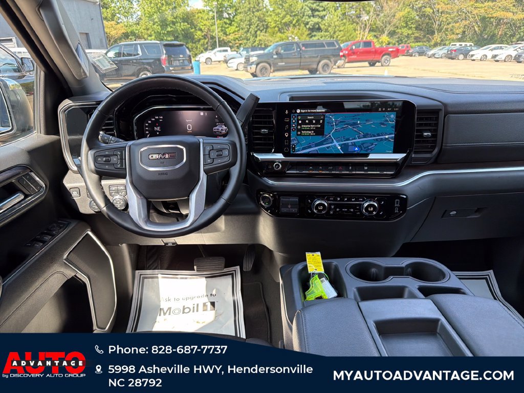 Used 2025 GMC Sierra 1500 SLT AWD/4WD image 30
