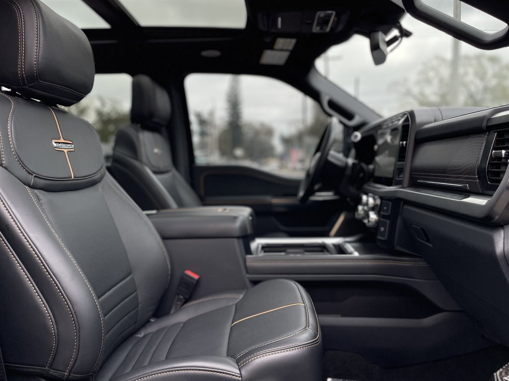 Used 2023 Ford F450 Platinum w/ FX4 Off-Road Package image 25