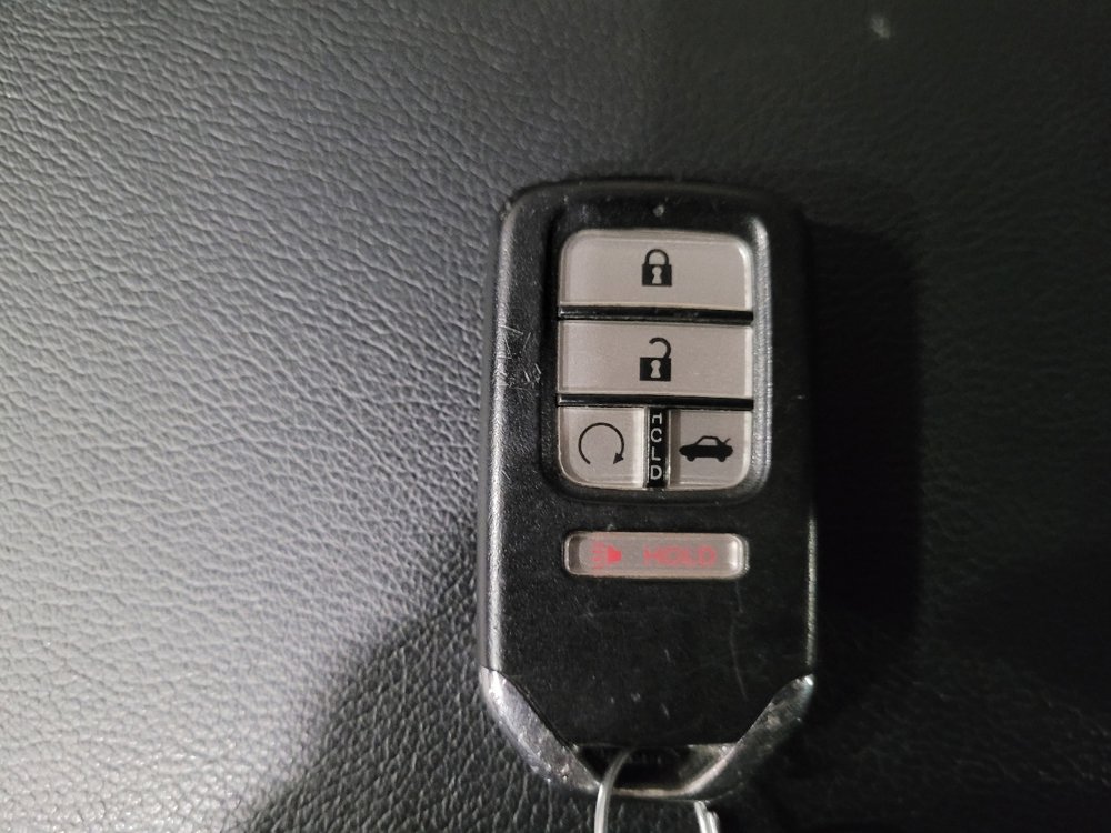 Used 2018 Honda Accord EX-L image 32