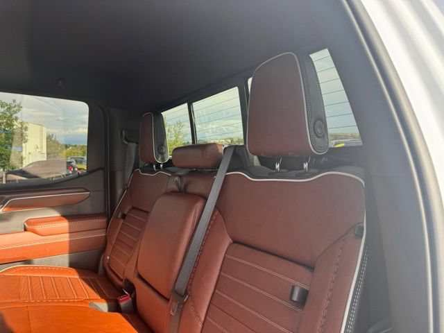 Certified 2026 GMC Sierra 1500 Denali Ultimate w/ LPO, Black Badging Package AWD/4WD image 20