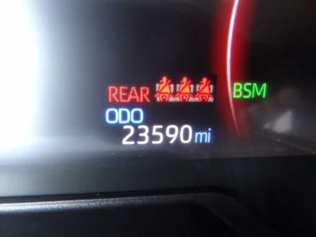 Certified 2025 Toyota RAV4 XLE FWD image 18