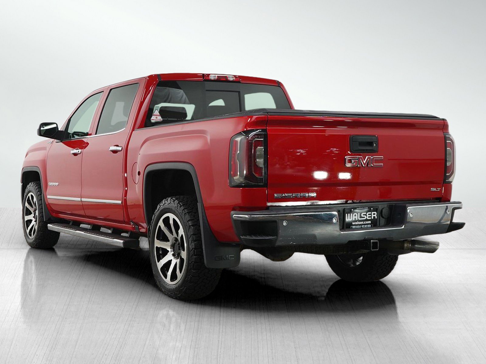 Used 2017 GMC Sierra 1500 SLT AWD/4WD image 3