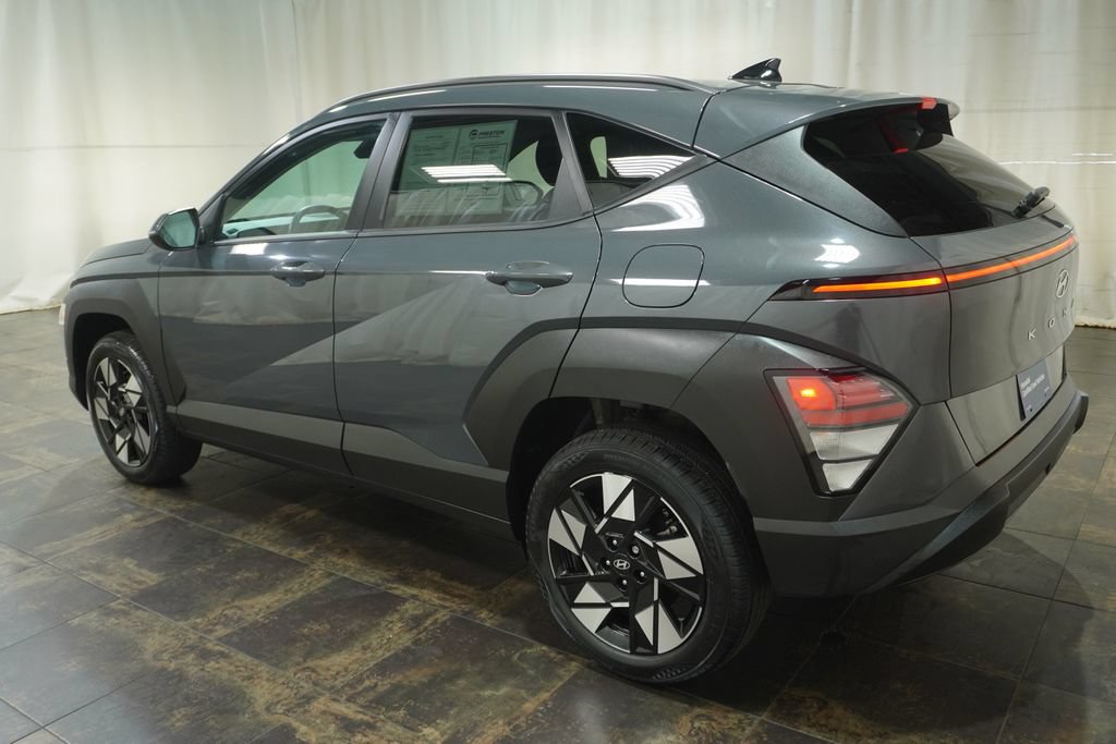 Used 2024 Hyundai Kona SEL w/ Convenience Package AWD/4WD image 7