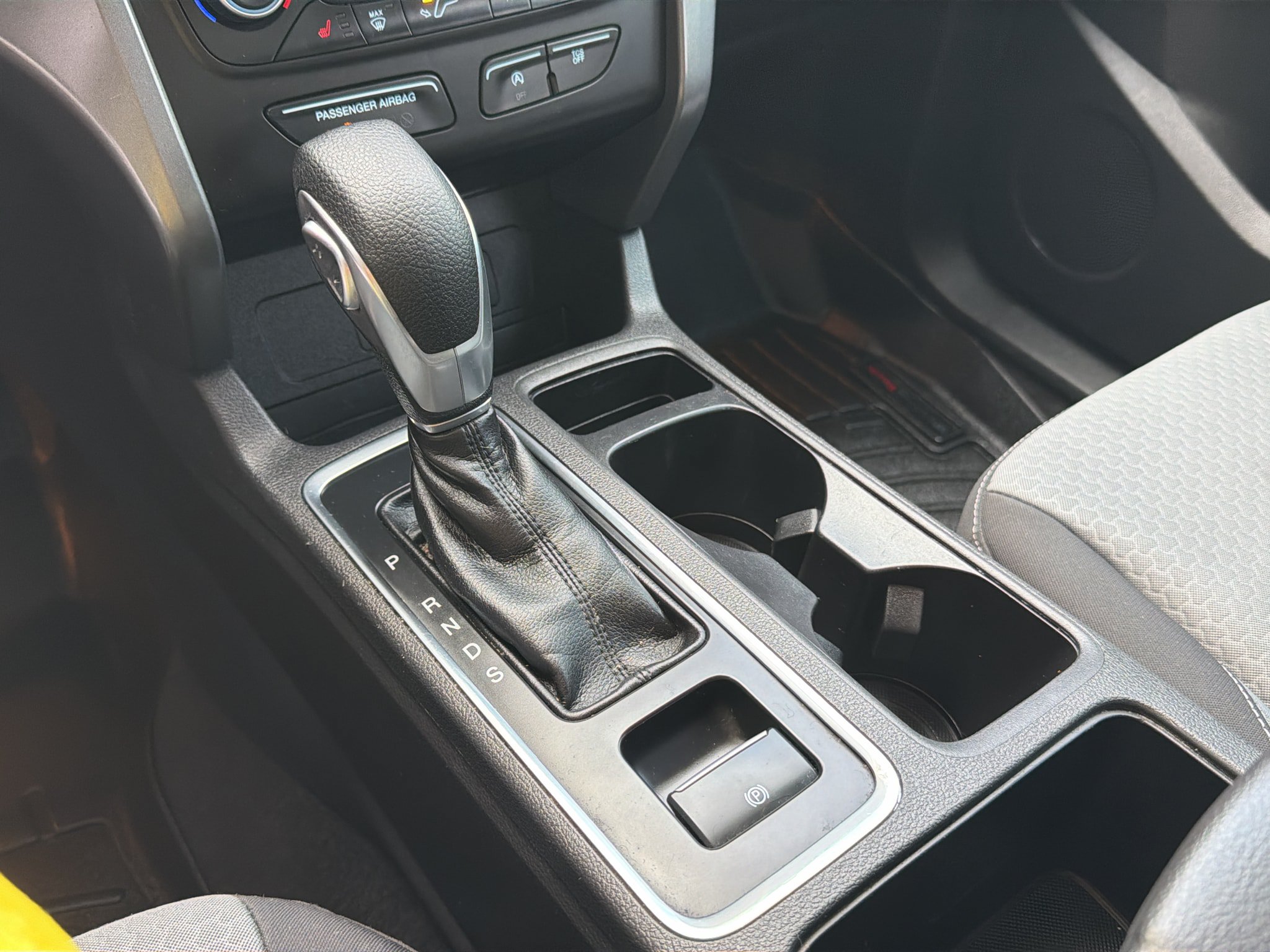 Used 2018 Ford Escape SE FWD image 29