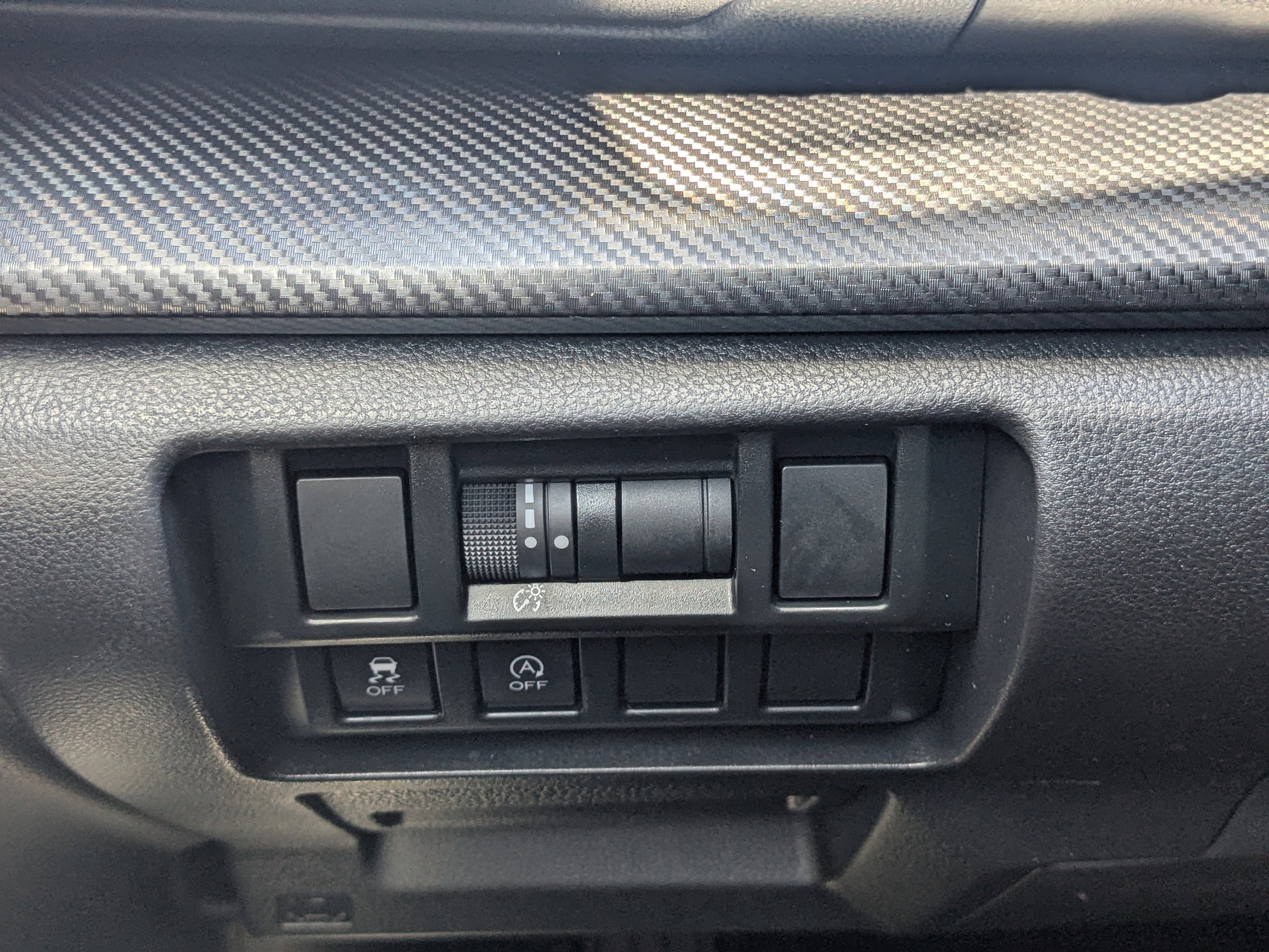 Used 2023 Subaru Crosstrek 2.0i Premium AWD/4WD image 32