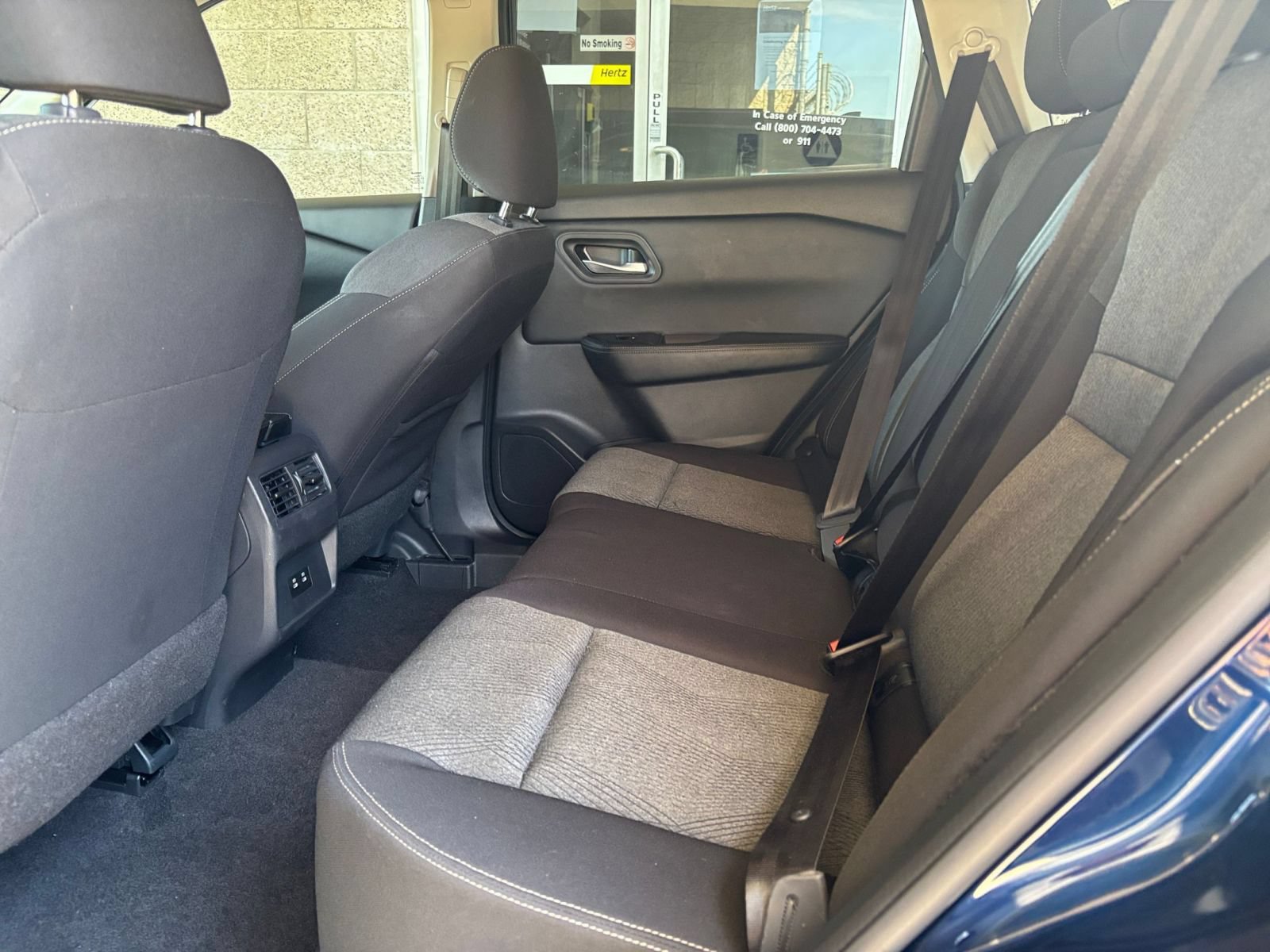 Used 2025 Nissan Rogue SV FWD image 28