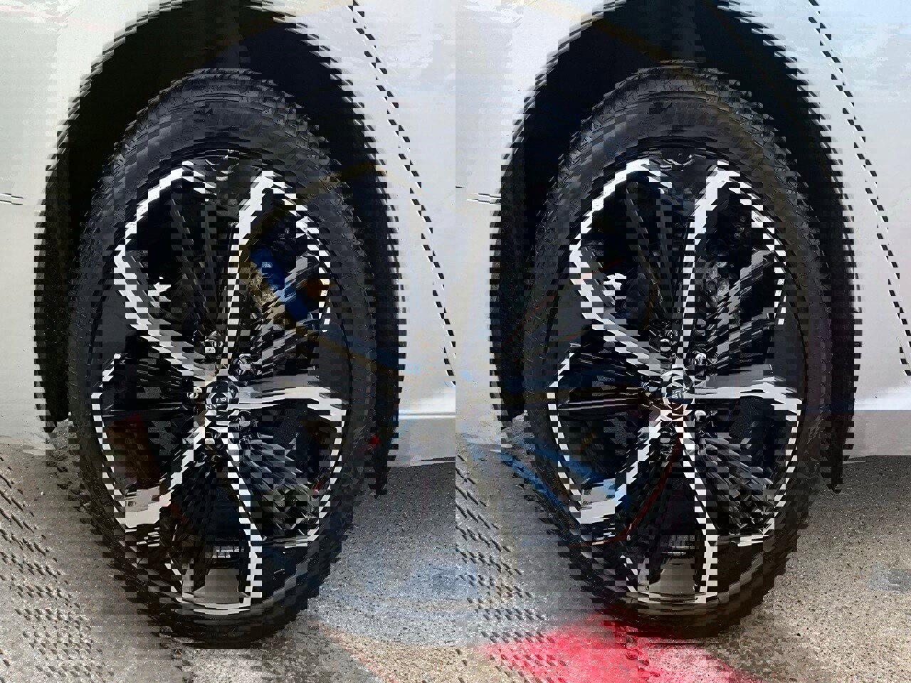 Used 2025 Nissan Altima 2.5 SR image 9