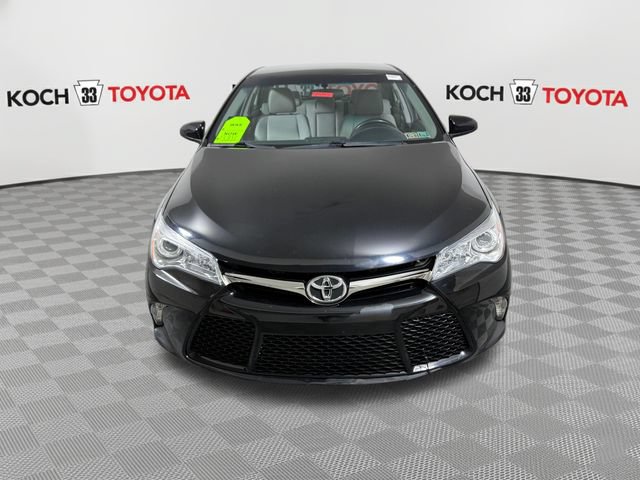 Used 2016 Toyota Camry SE FWD image 2