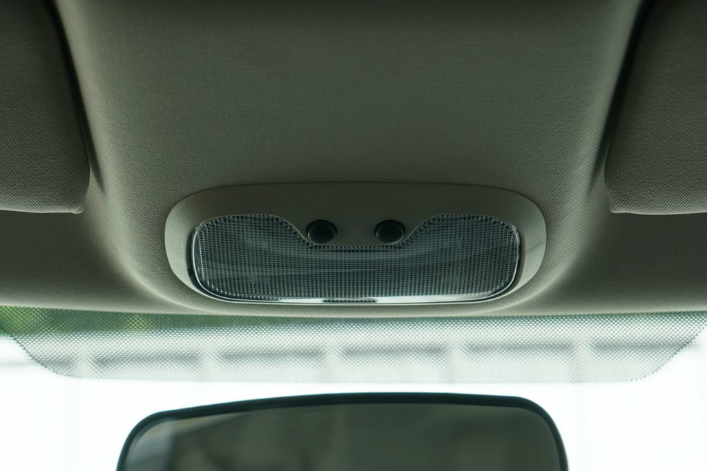 Used 2012 Jeep Patriot Latitude FWD image 24