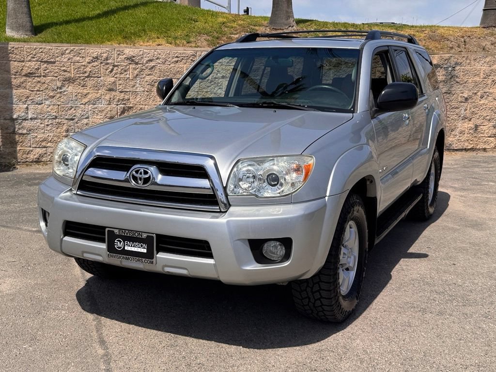 Used 2007 Toyota 4Runner SR5 AWD/4WD image 7