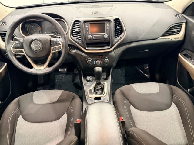 Used 2018 Jeep Cherokee Latitude image 33