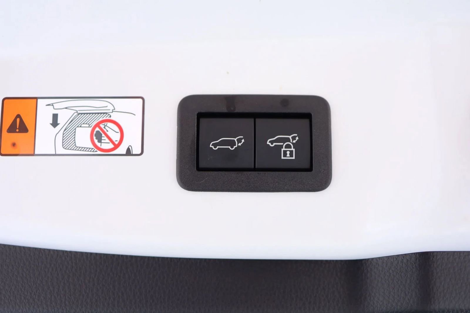 Used 2024 Toyota Prius Limited image 44