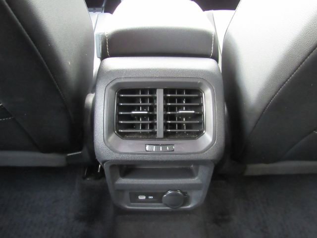 Used 2022 Volkswagen Tiguan SE R-Line FWD image 26