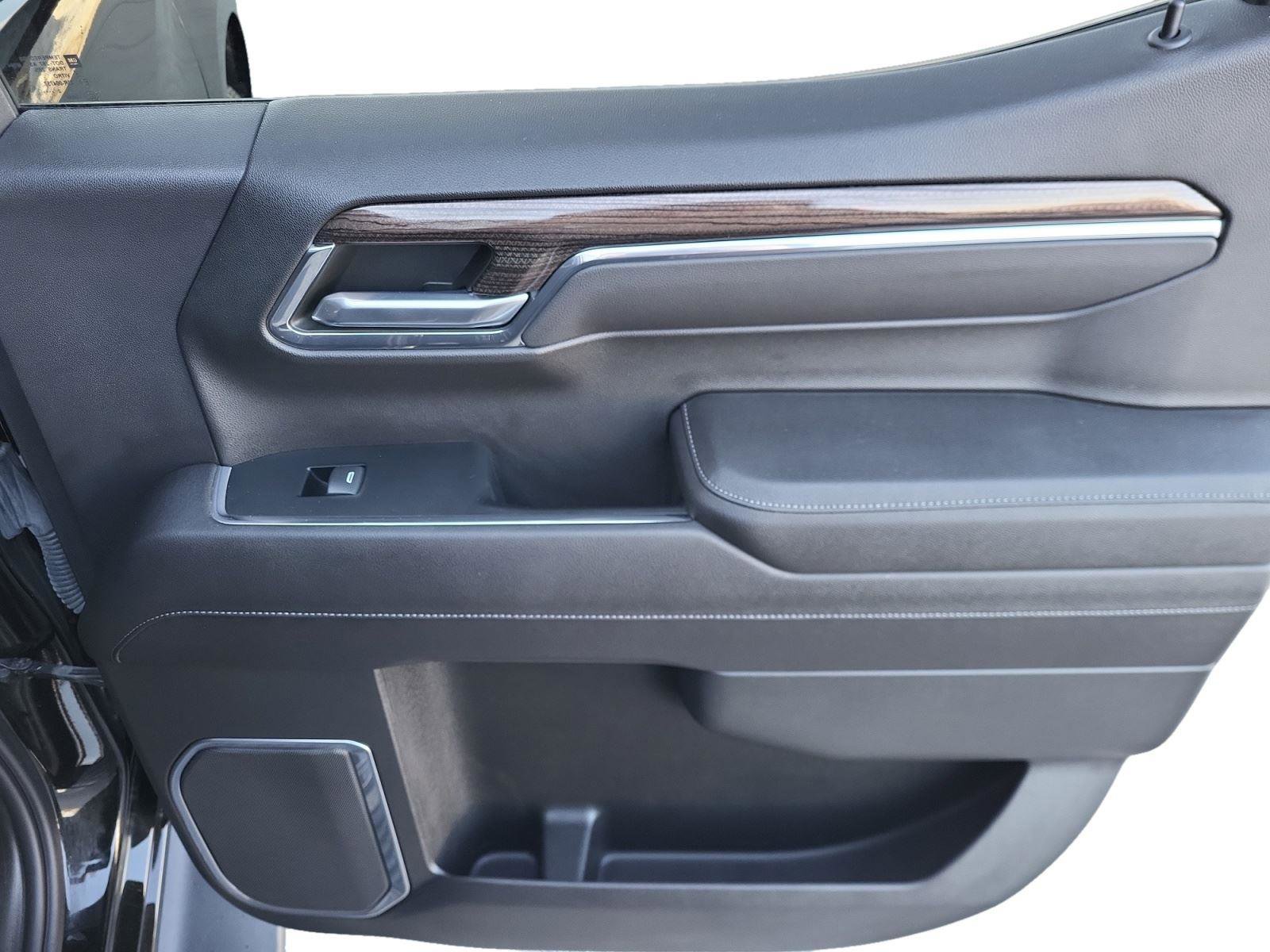 Used 2023 Chevrolet Silverado 1500 RST w/ Z71 Off-Road Package image 22