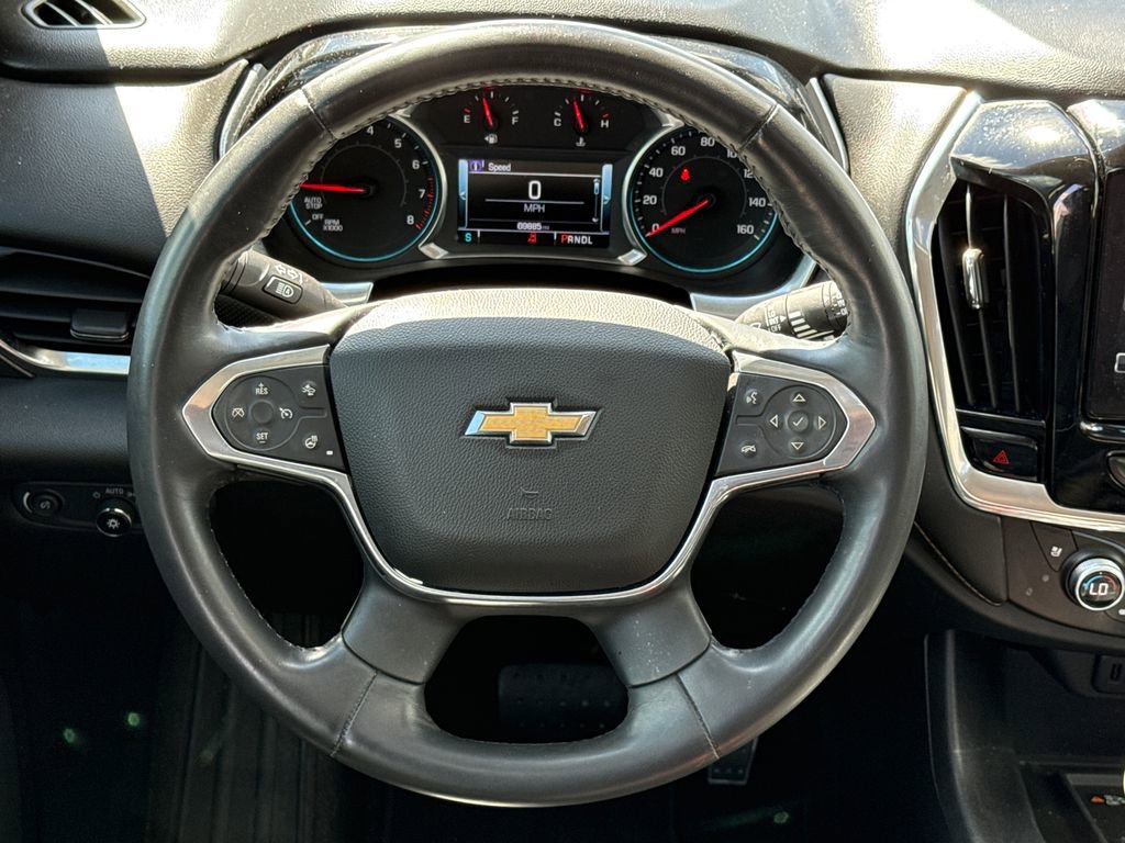 Used 2018 Chevrolet Traverse Premier w/ Driver Confidence II Package FWD image 14