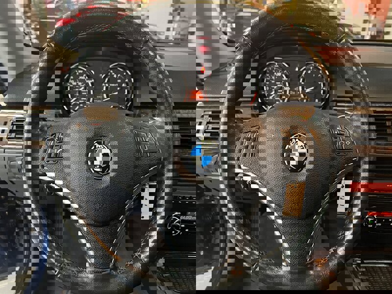 Used 2011 BMW 328i Coupe image 15