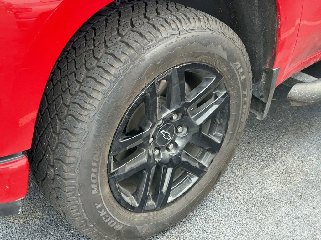 Used 2021 Chevrolet Silverado 1500 Custom w/ Rally Edition image 7