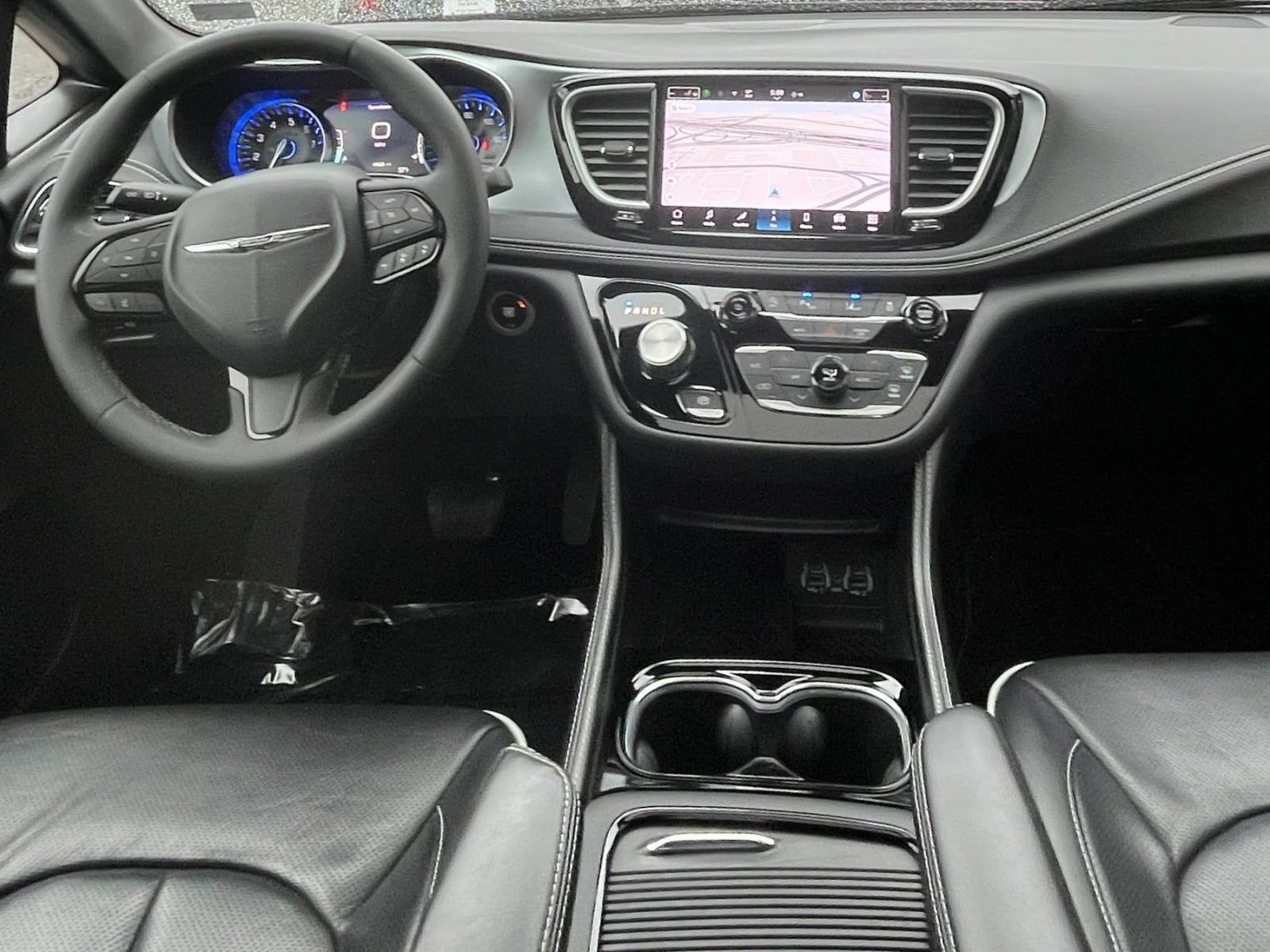 Used 2025 Chrysler Pacifica Limited FWD image 37