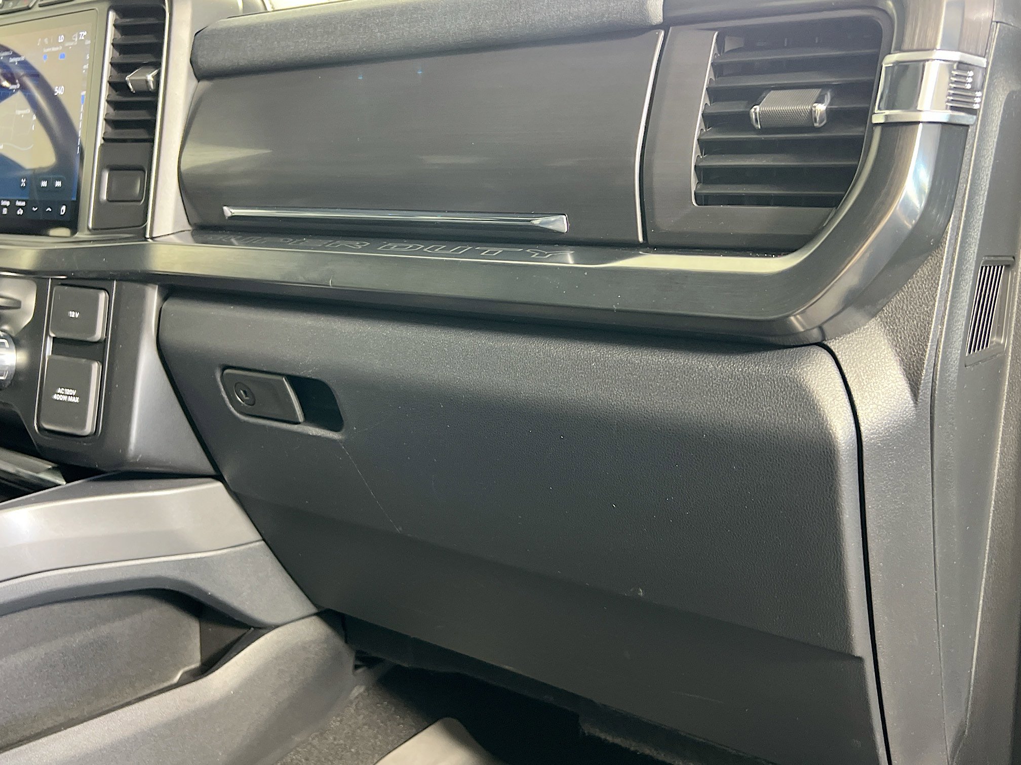 Used 2024 Ford F350 Lariat w/ Lariat Ultimate Package image 35