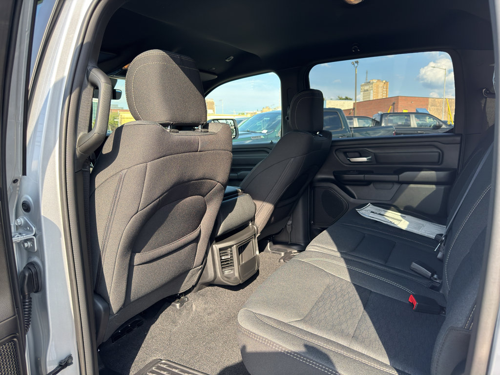 New 2026 RAM 1500 Warlock AWD/4WD image 12
