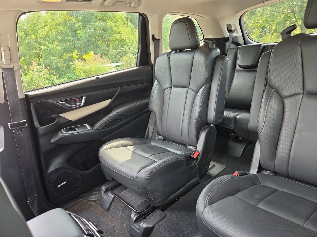 Used 2021 Subaru Ascent Limited w/ Technology Package AWD/4WD image 12