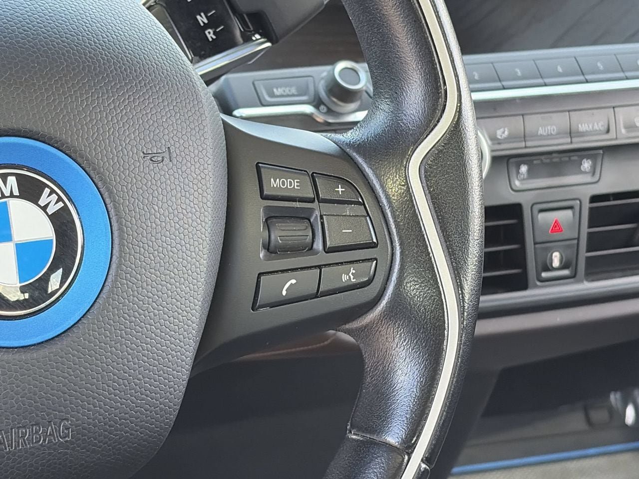 Used 2017 BMW i3 w/ Range Extender RWD image 23