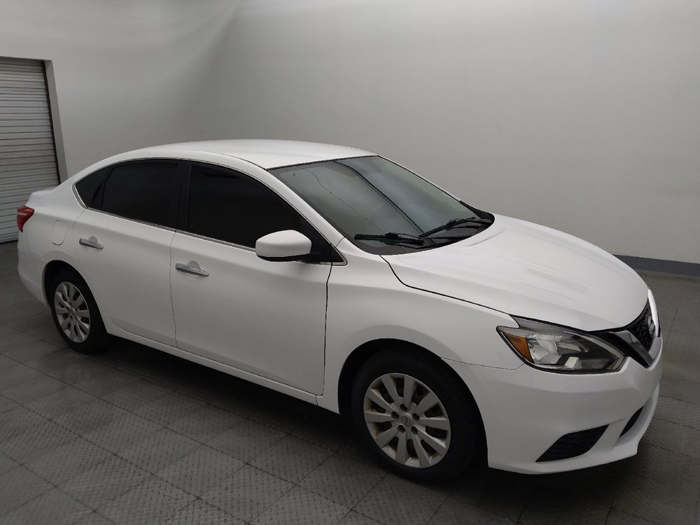 Used 2016 Nissan Sentra S FWD image 11