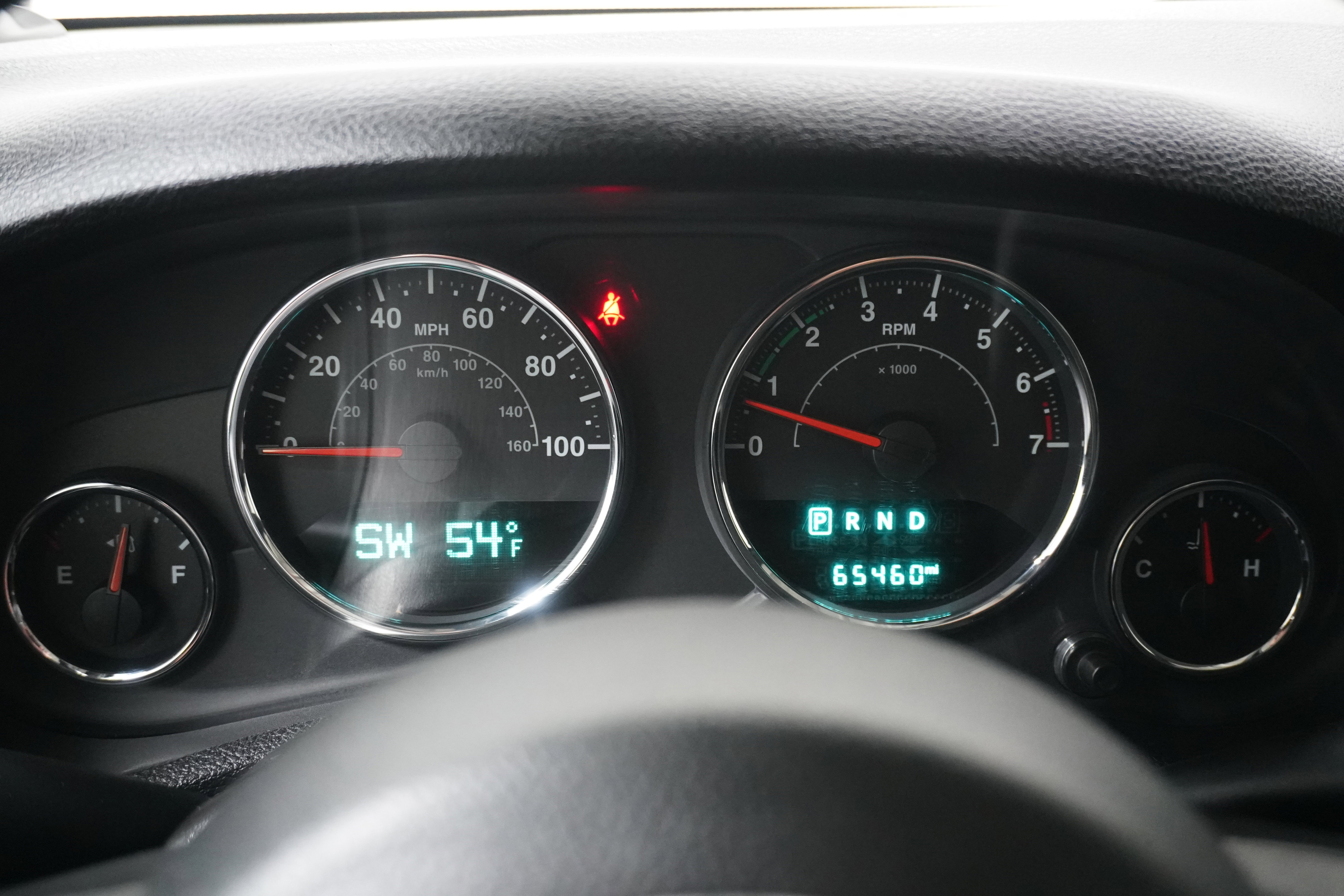 Used 2016 Jeep Wrangler Unlimited Rubicon w/ Connectivity Group AWD/4WD image 17