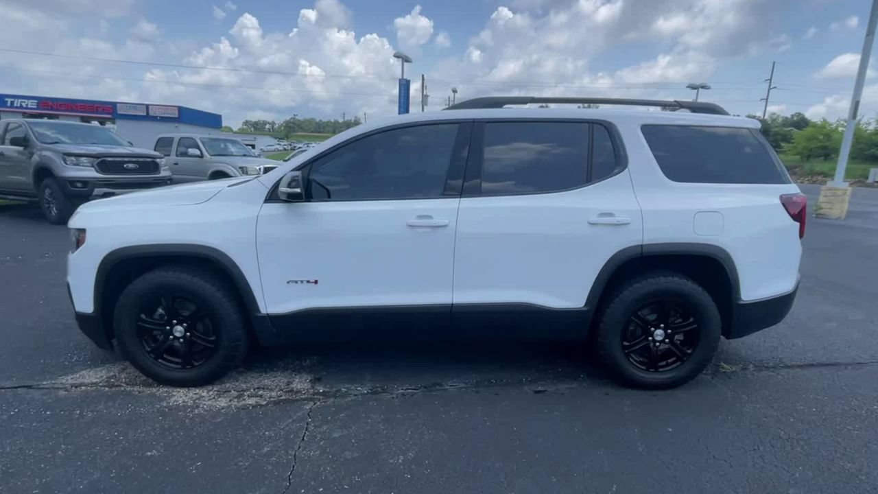Used 2023 GMC Acadia AT4 w/ Technology Package AWD/4WD image 5