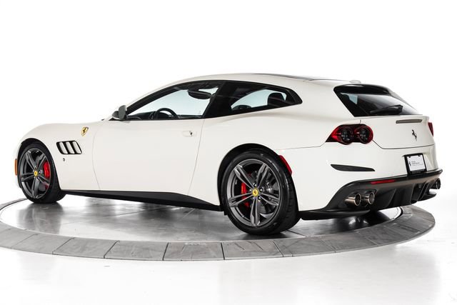 Used 2019 Ferrari GTC4Lusso AWD/4WD image 7
