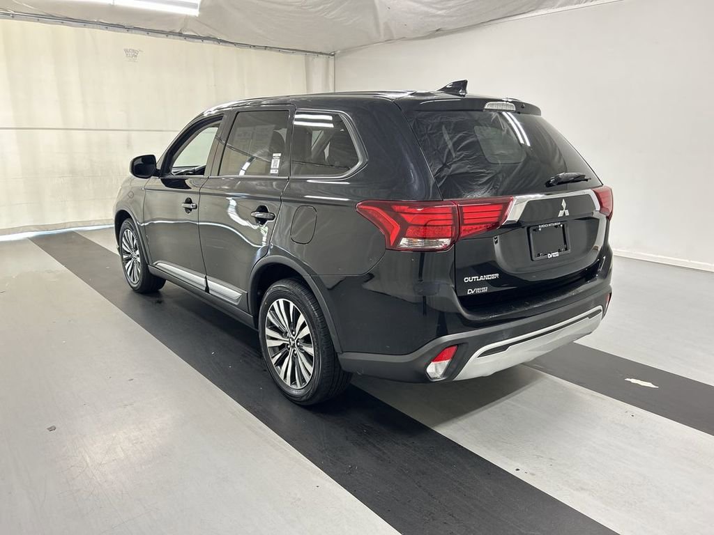 Used 2020 Mitsubishi Outlander ES AWD/4WD image 7