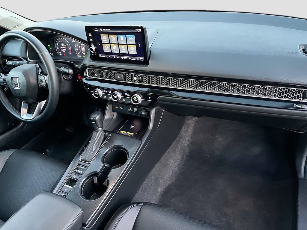 Used 2024 Honda Civic Touring image 28