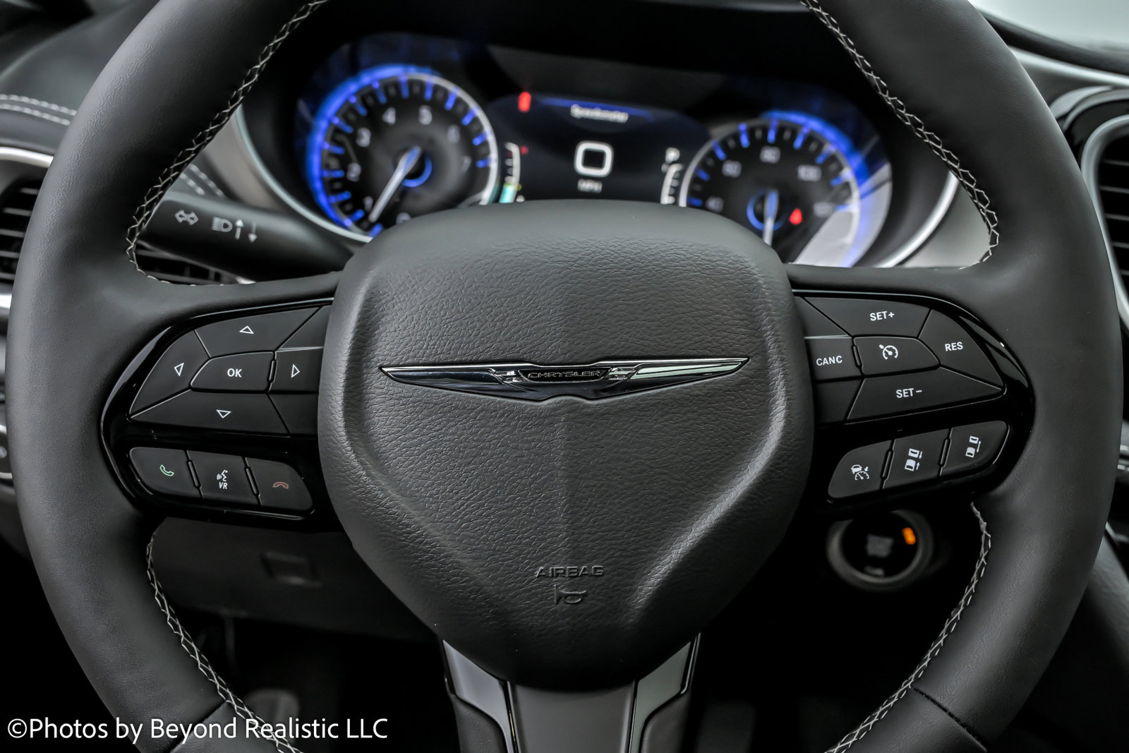 Used 2024 Chrysler Pacifica Limited w/ S Appearance Package image 33