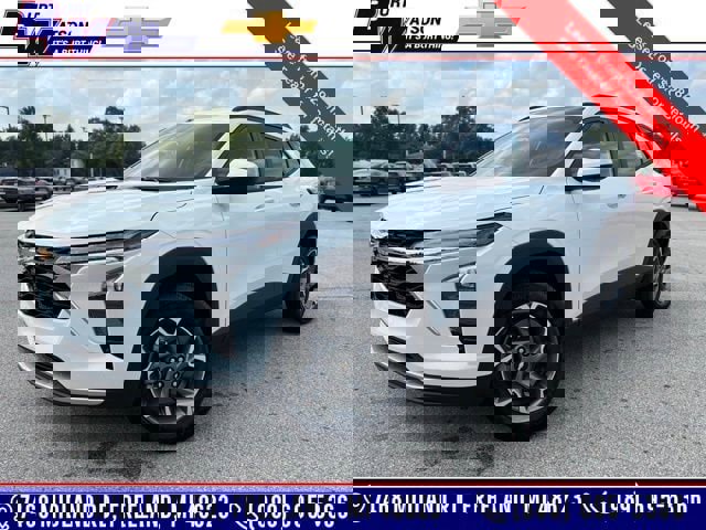 New 2025 Chevrolet Trax LT w/ Driver Confidence Package
