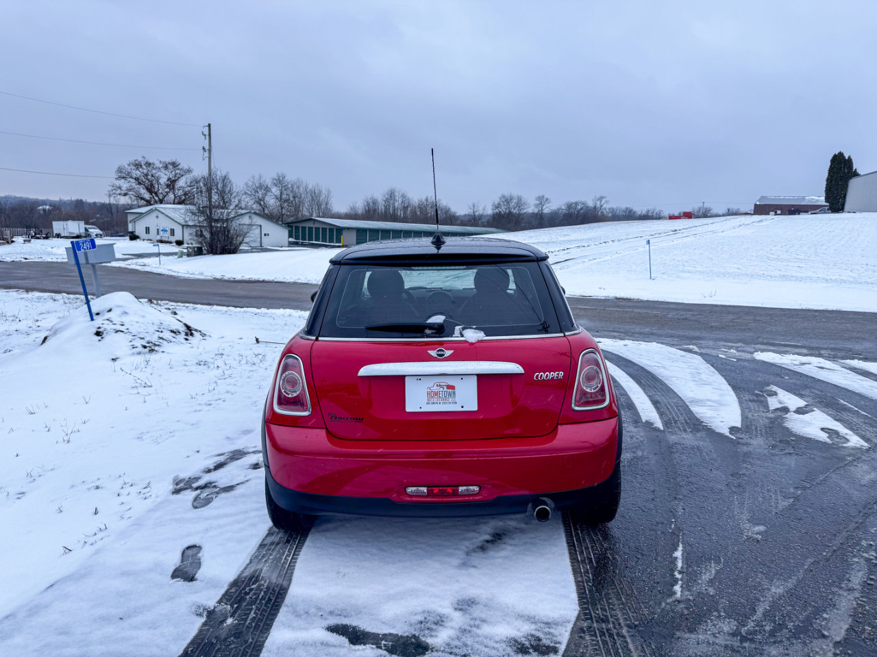 Used 2011 MINI Cooper Hardtop image 4