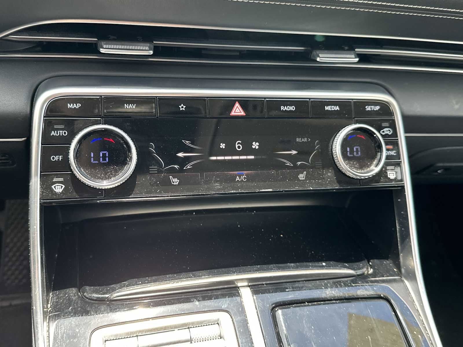 Used 2022 Genesis GV80 2.5T image 19