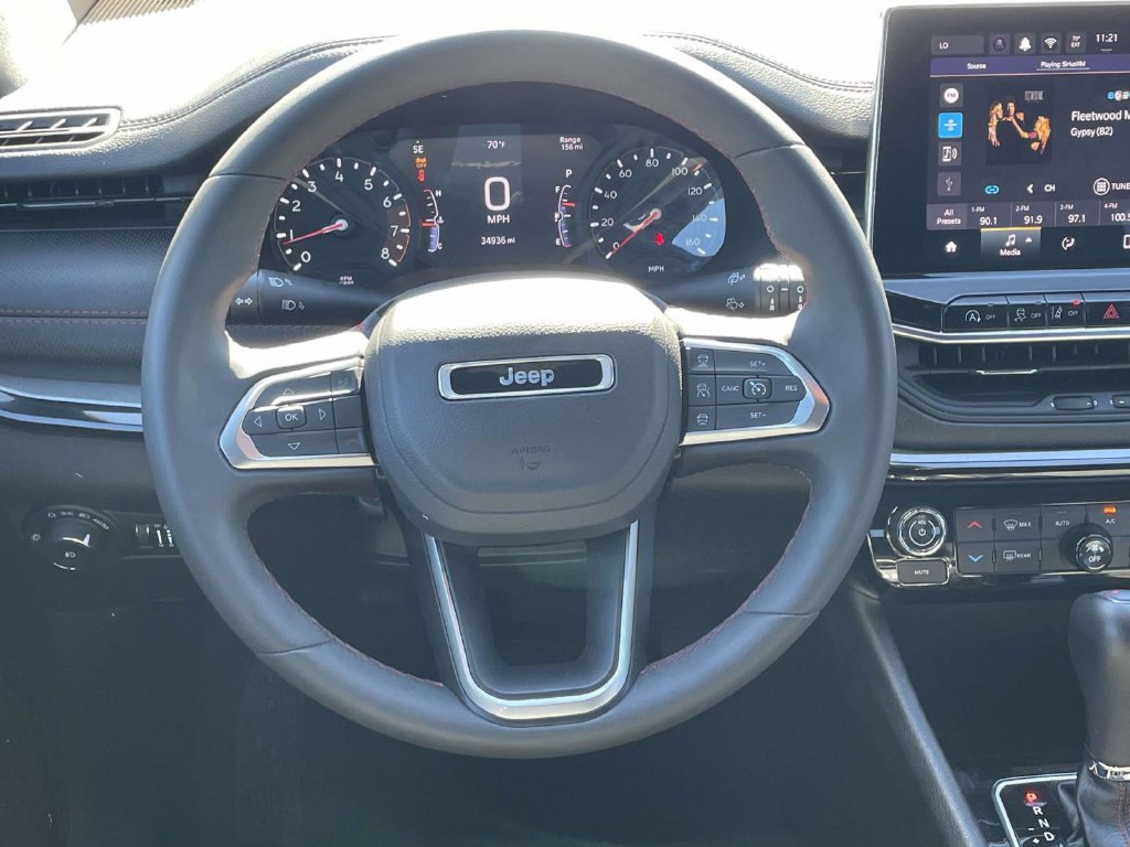 Used 2025 Jeep Compass Trailhawk AWD/4WD image 24