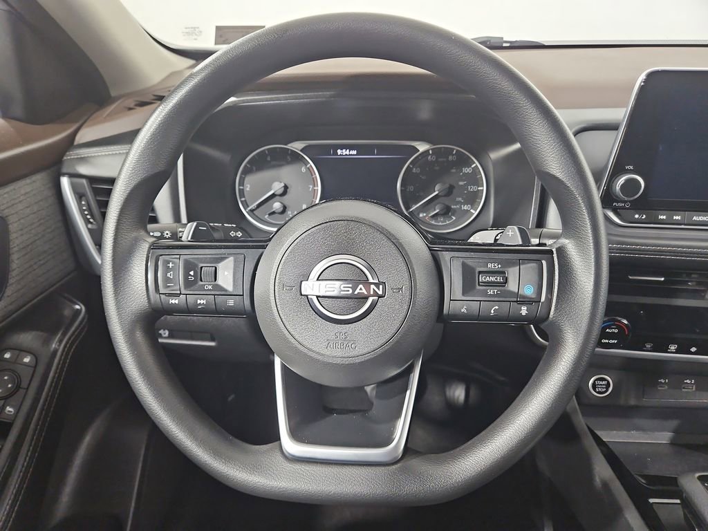 Certified 2023 Nissan Rogue SV FWD image 16