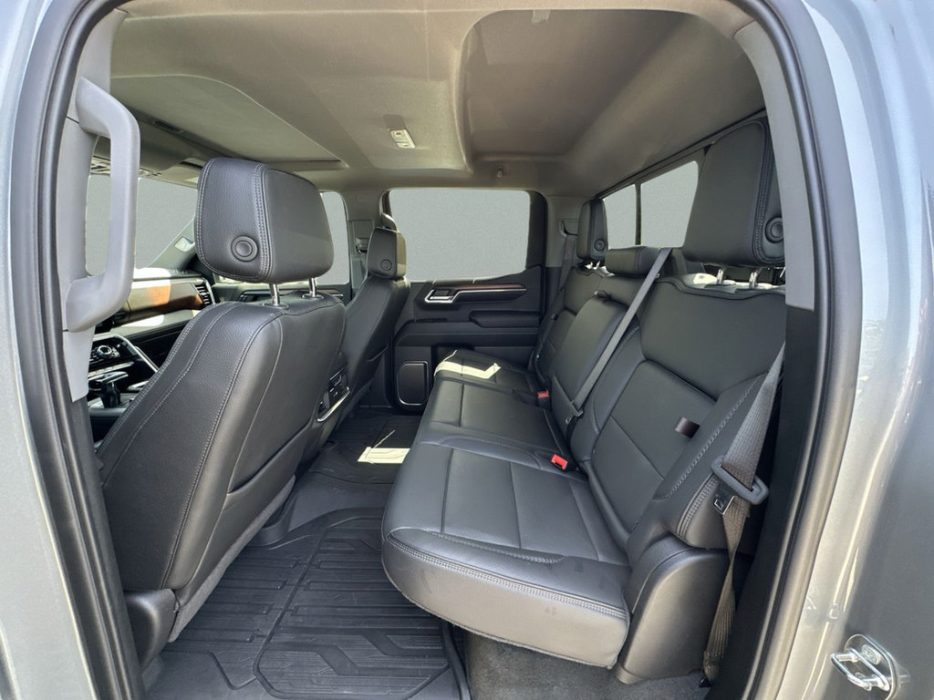 Used 2024 GMC Sierra 1500 Denali AWD/4WD image 24