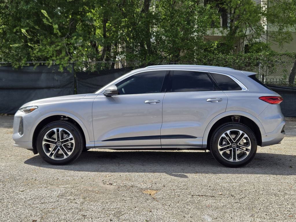 Used 2025 Audi Q5 Premium Plus w/ Premium Plus AWD/4WD image 7
